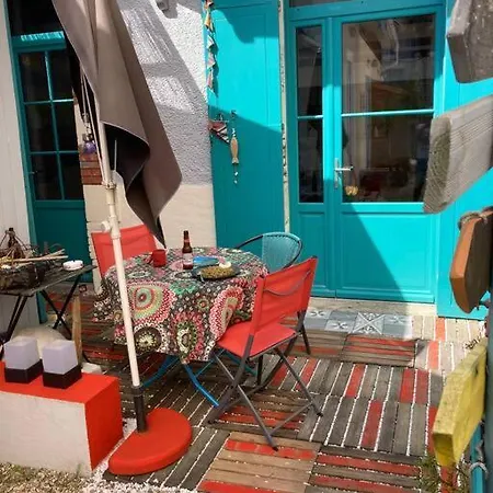 - Petit Paradis Дом отдыха *